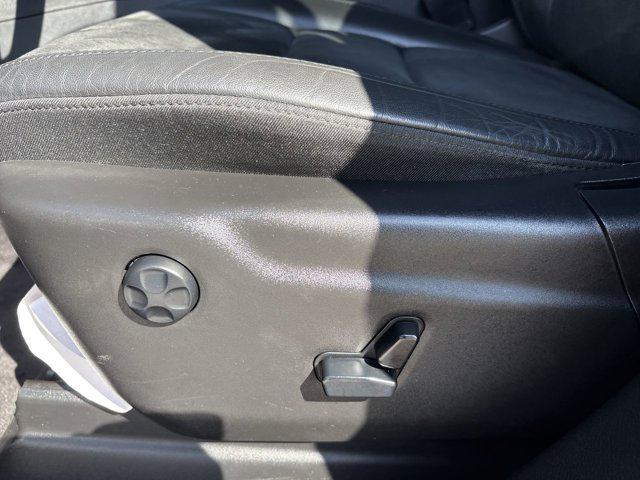 used 2018 Jeep Grand Cherokee car, priced at $17,352