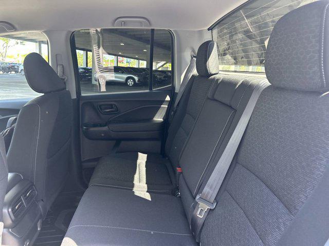 new 2025 Honda Ridgeline car, priced at $40,428
