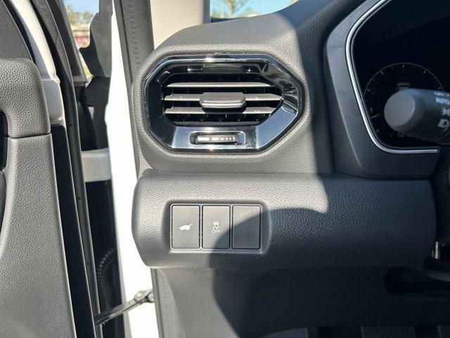 new 2025 Honda Pilot car, priced at $46,333
