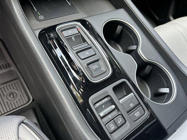 new 2025 Honda Pilot car, priced at $50,544