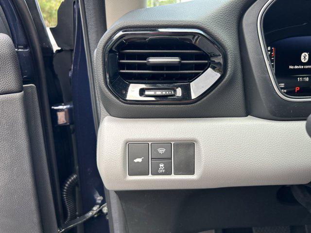 new 2025 Honda Pilot car, priced at $50,544
