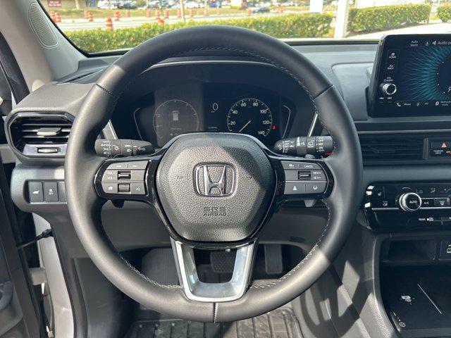 new 2025 Honda Pilot car, priced at $45,017