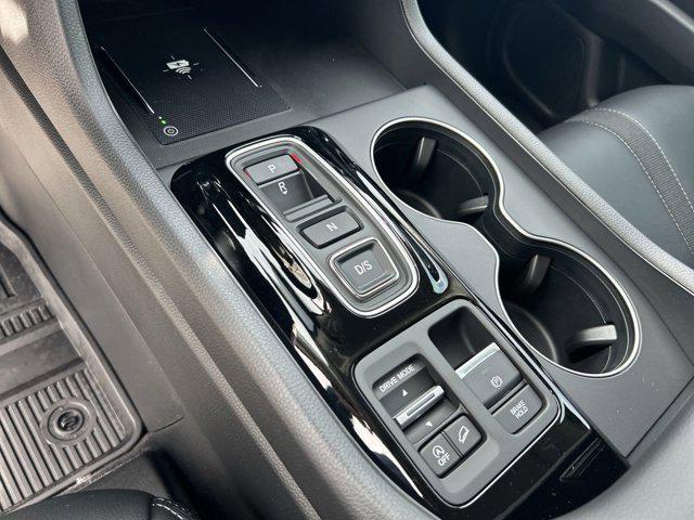 new 2025 Honda Pilot car, priced at $45,017