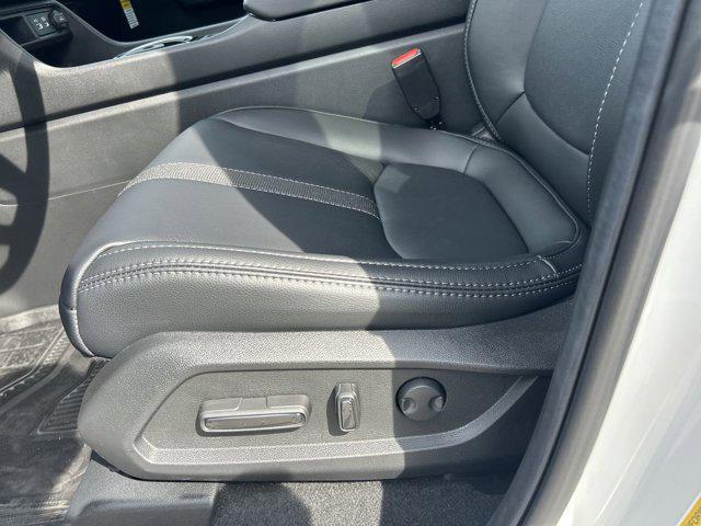 new 2025 Honda Pilot car, priced at $45,017