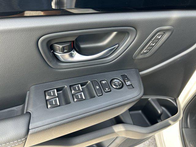 new 2025 Honda Pilot car, priced at $43,033