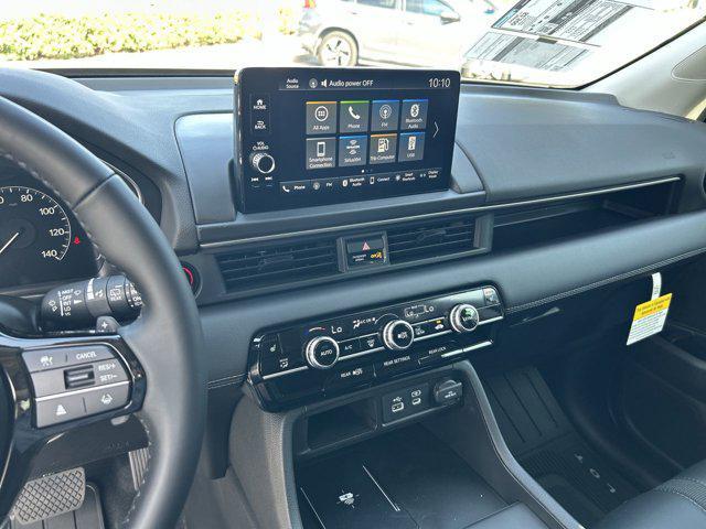 new 2025 Honda Pilot car, priced at $43,033