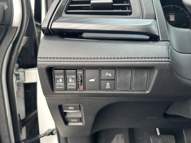 new 2025 Honda Odyssey car, priced at $54,083