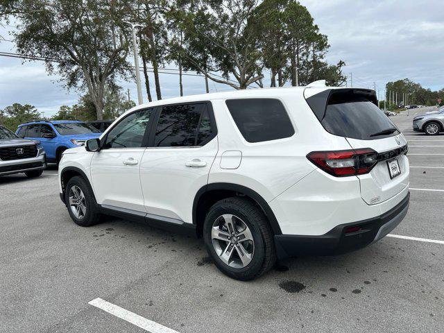 new 2025 Honda Pilot car, priced at $44,600