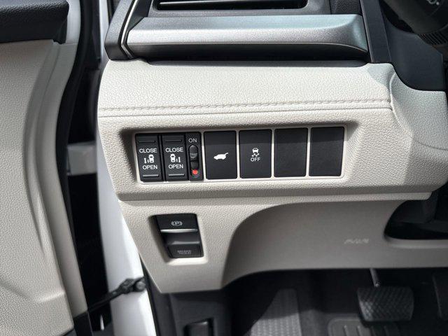 new 2026 Honda Odyssey car, priced at $43,139