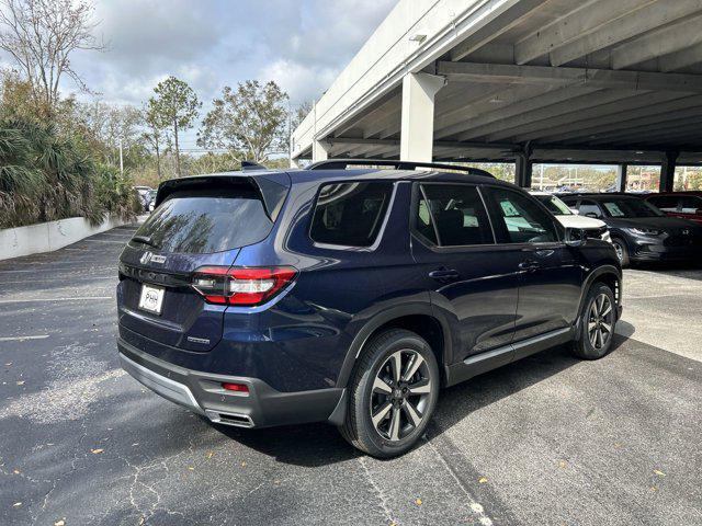 new 2025 Honda Pilot car, priced at $45,623