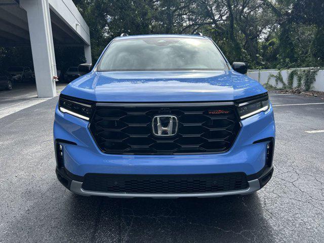 new 2025 Honda Pilot car, priced at $49,221