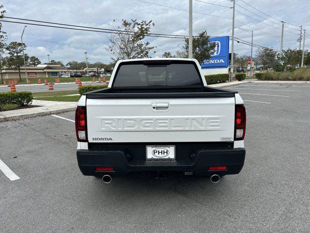 new 2025 Honda Ridgeline car, priced at $43,957