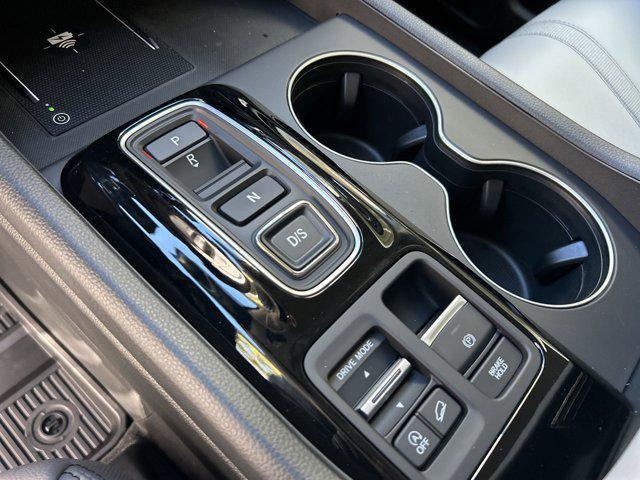 new 2025 Honda Pilot car, priced at $47,215