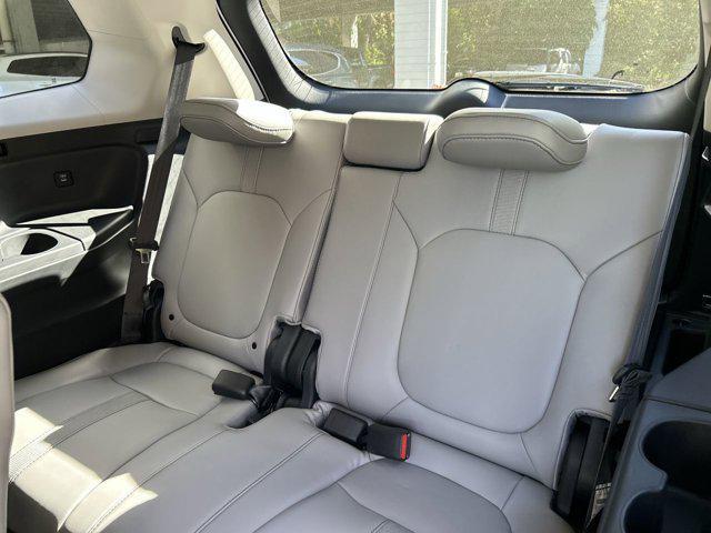 new 2025 Honda Pilot car, priced at $47,215