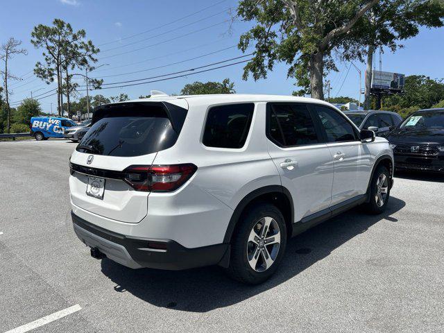 new 2025 Honda Pilot car, priced at $44,348
