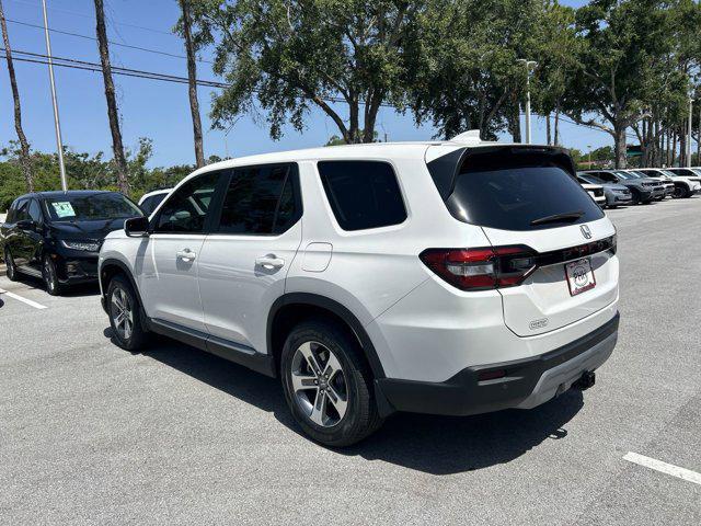 new 2025 Honda Pilot car, priced at $44,348