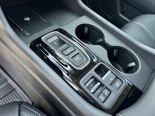 new 2025 Honda Pilot car, priced at $44,348