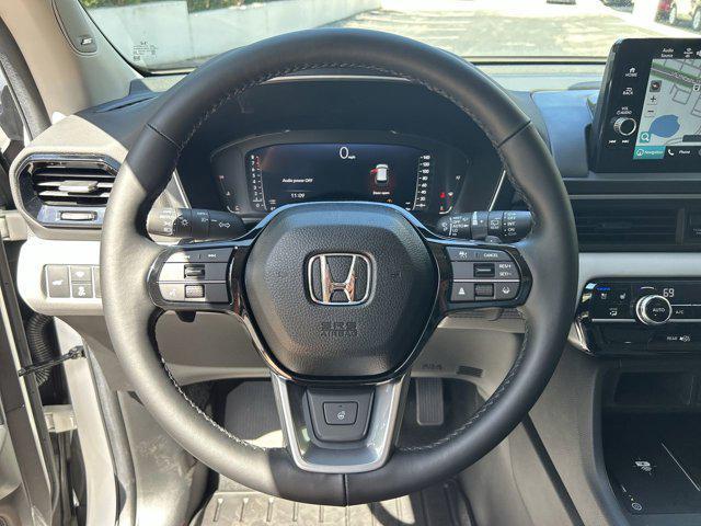 new 2025 Honda Pilot car, priced at $55,983