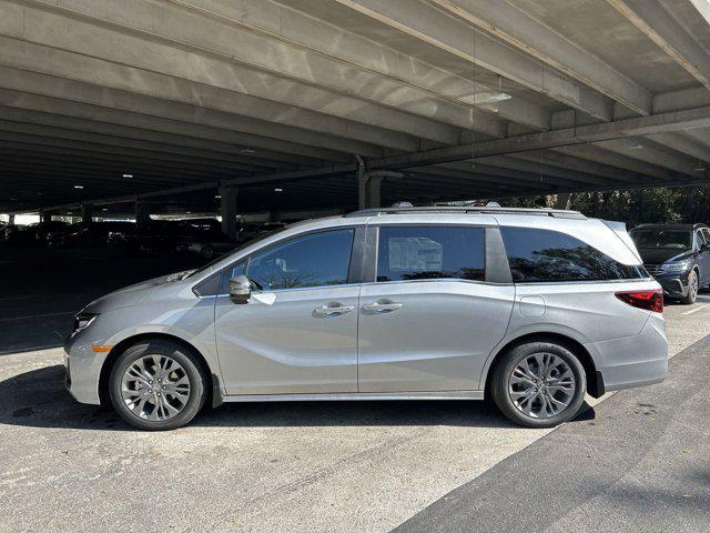 new 2025 Honda Odyssey car, priced at $45,622