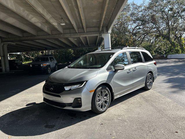 new 2025 Honda Odyssey car, priced at $45,622