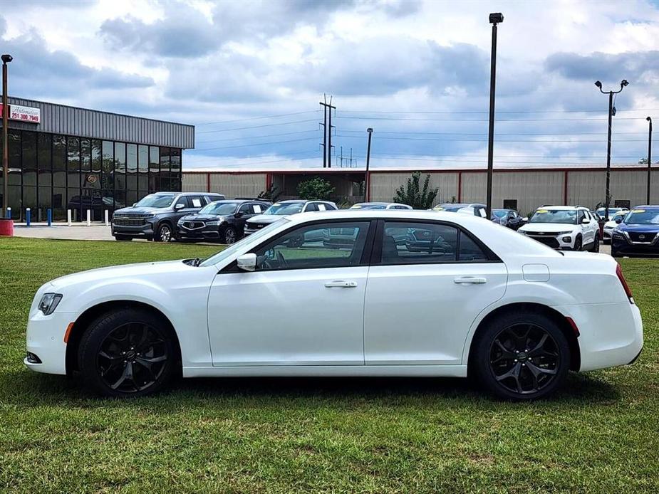 used 2022 Chrysler 300 car, priced at $28,243