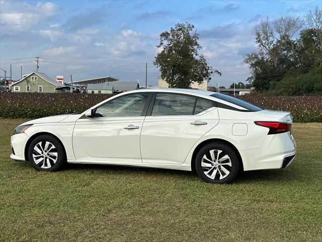 used 2022 Nissan Altima car, priced at $23,900