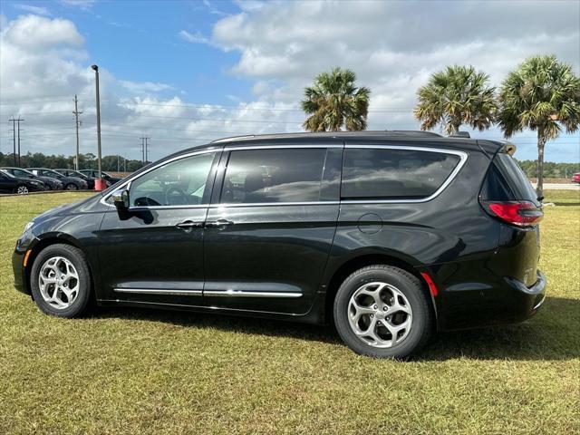 used 2022 Chrysler Pacifica car, priced at $24,998