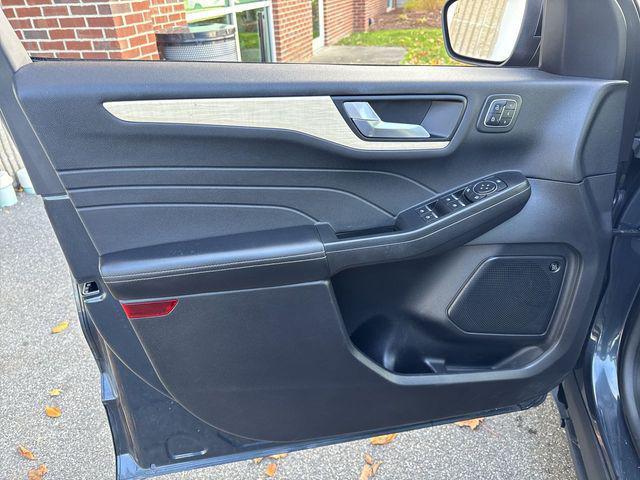 used 2022 Ford Escape car, priced at $26,500