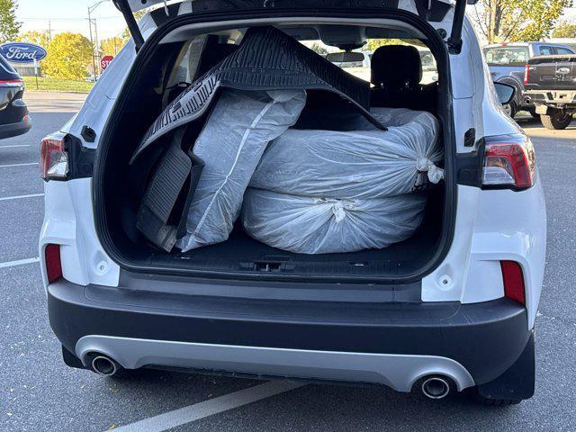 used 2022 Ford Escape car, priced at $23,500
