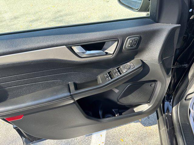 used 2022 Ford Escape car, priced at $25,500