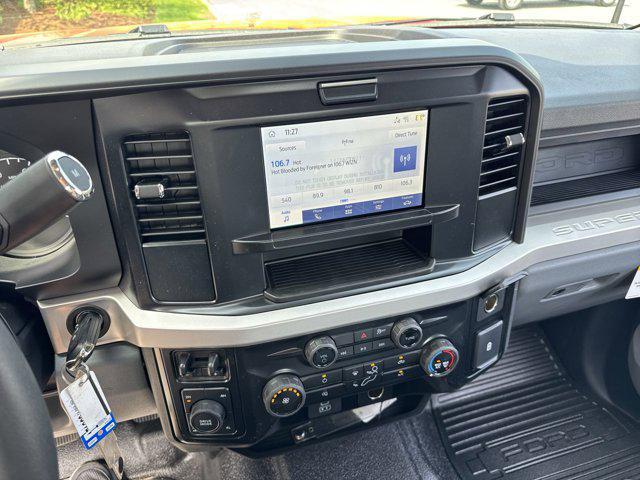 new 2025 Ford F-250 car, priced at $52,915