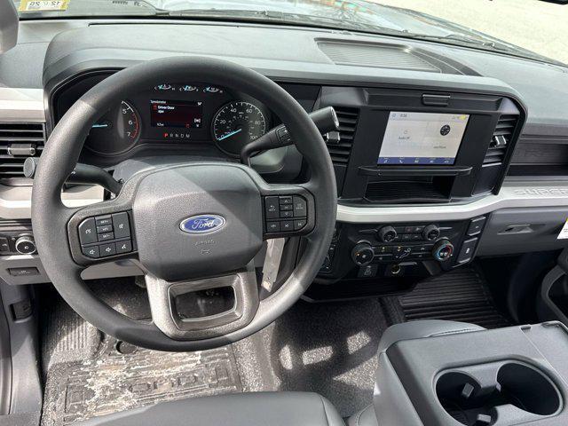 new 2025 Ford F-250 car, priced at $52,275