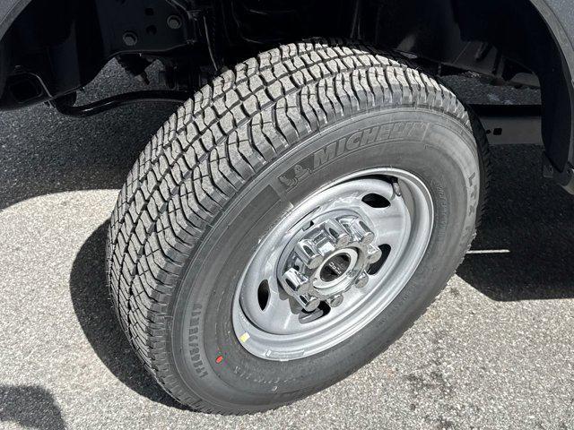new 2025 Ford F-250 car, priced at $52,275