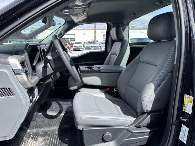 new 2025 Ford F-250 car, priced at $52,275