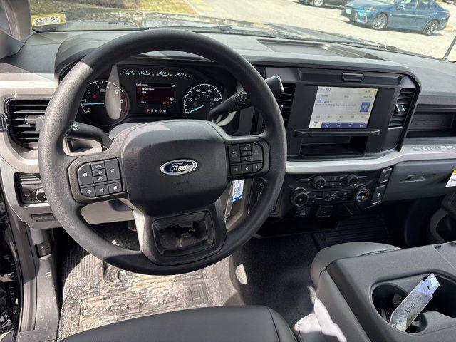 new 2025 Ford F-250 car, priced at $52,275