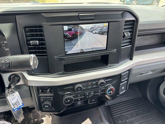 new 2025 Ford F-250 car, priced at $52,275