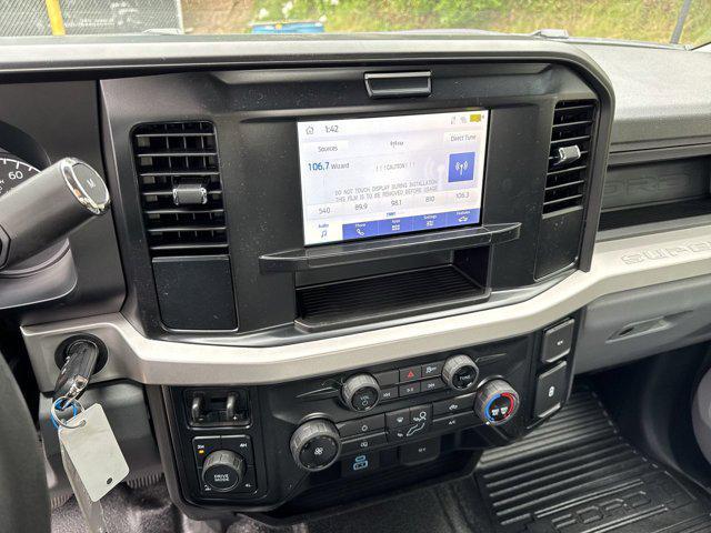 new 2025 Ford F-250 car, priced at $54,970