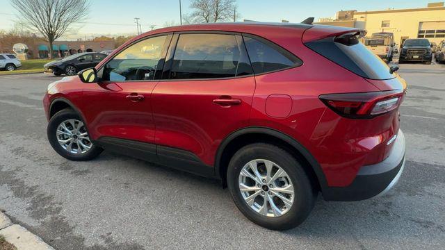 new 2025 Ford Escape car, priced at $29,615