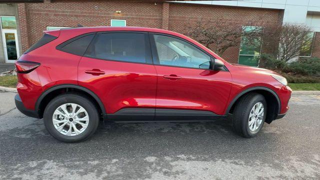 new 2025 Ford Escape car, priced at $29,615