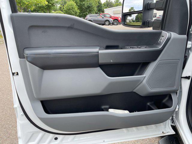 new 2025 Ford F-250 car, priced at $70,805