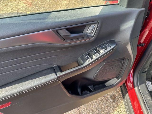 new 2025 Ford Escape car, priced at $28,288