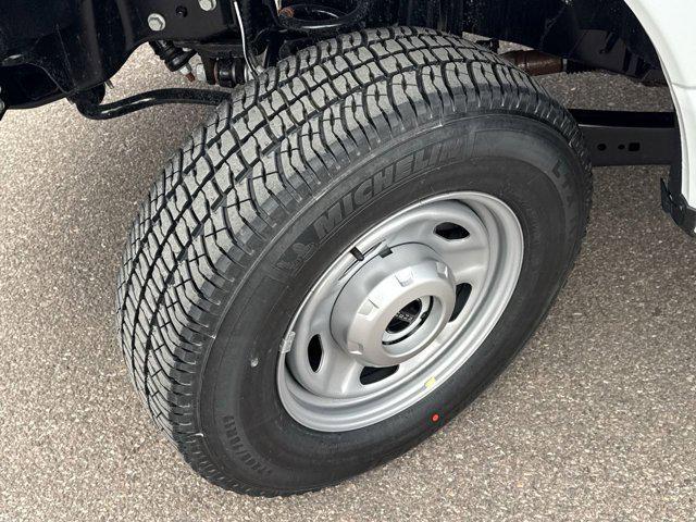 new 2025 Ford F-250 car, priced at $51,645