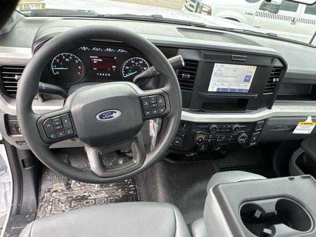 new 2025 Ford F-250 car, priced at $51,645