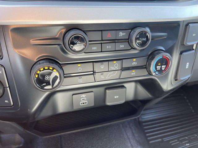 new 2025 Ford F-250 car, priced at $53,855