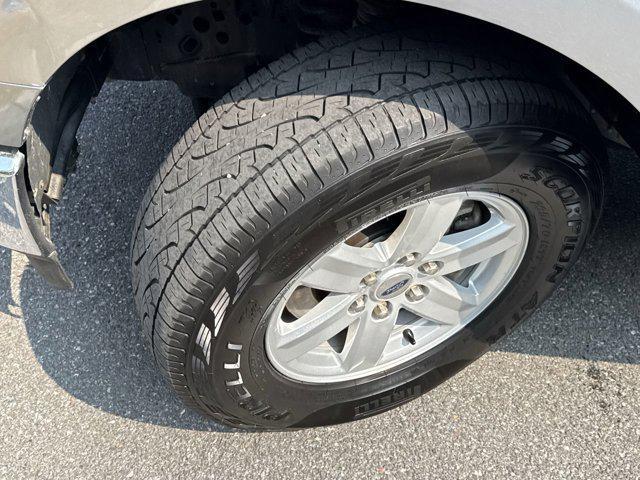 used 2022 Ford F-150 car, priced at $32,000