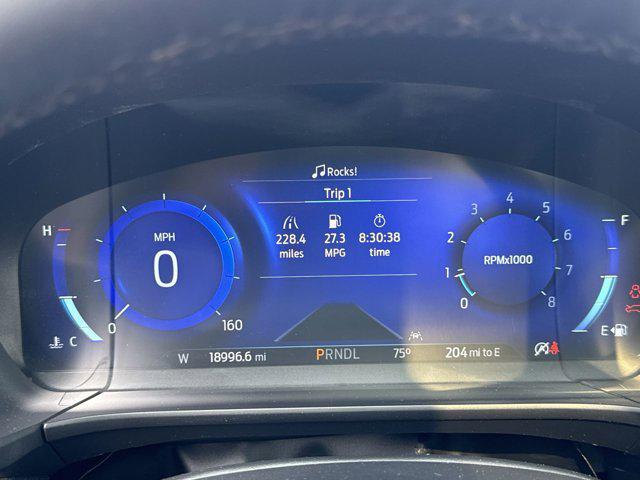 used 2022 Ford Escape car, priced at $27,500