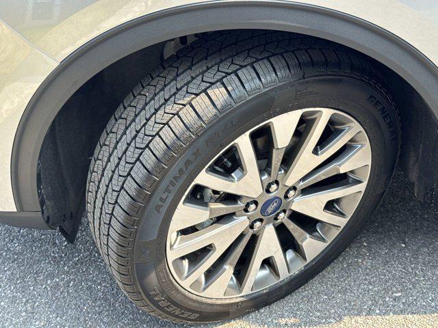 used 2022 Ford Escape car, priced at $27,500
