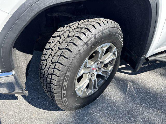 used 2021 GMC Sierra 1500 car, priced at $32,000