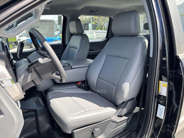 new 2025 Ford F-250 car, priced at $54,640