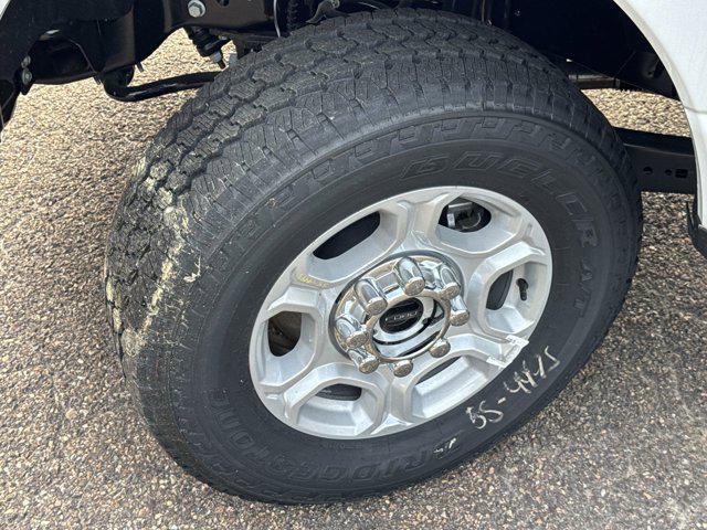 new 2025 Ford F-350 car, priced at $55,690